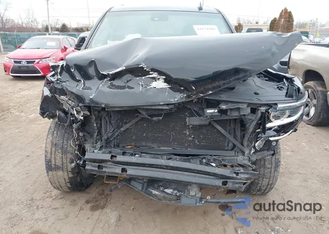 2016 Chevrolet Tahoe Lt z USA, uszkodzony, nr VIN 1GNSKBKC3GR118014